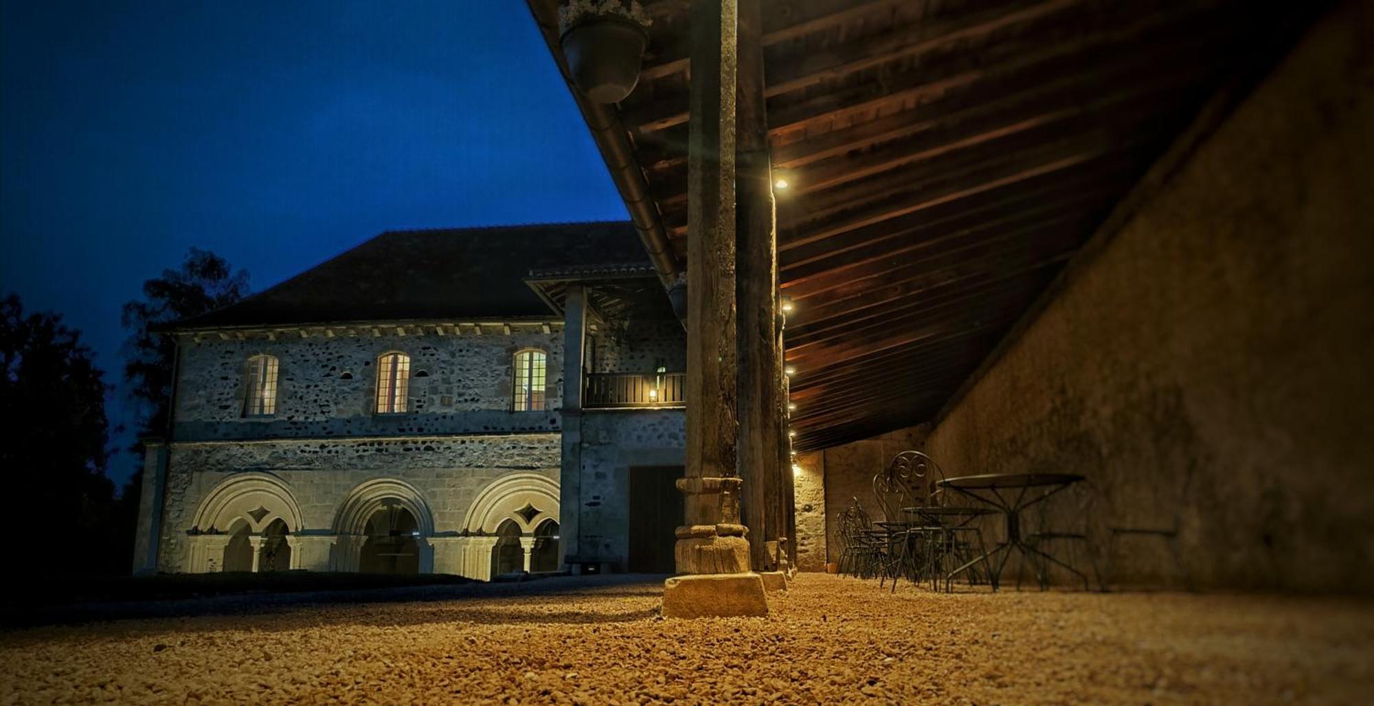Abbaye Saint Gilbert Acomodação com café da manhã Exterior foto
